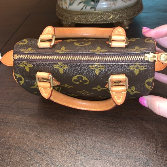 Authentic Louis Vuitton Speedy HL (Rare) - Picture 4 of 14